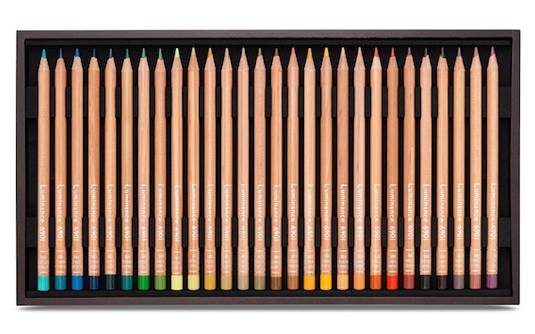 Houten kist met 76 kleuren set Luminance Caran D'Ache